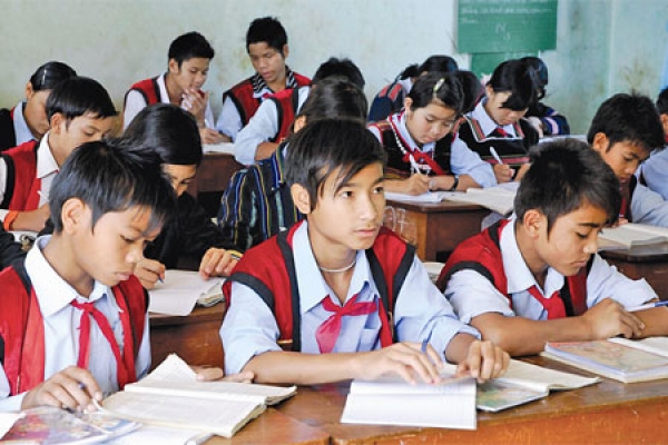 Phát triển giáo dục dân tộc thiểu số tỉnh Kon Tum: thực trạng và những vấn đề đặt ra
