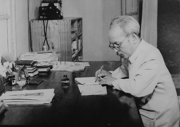 Sự sáng tạo của Hồ Chí Minh trong quá trình cải tổ và hoàn thiện Chính phủ nước Việt Nam Dân chủ Cộng hòa (từ tháng 8-1945 đến tháng 11-1946)
