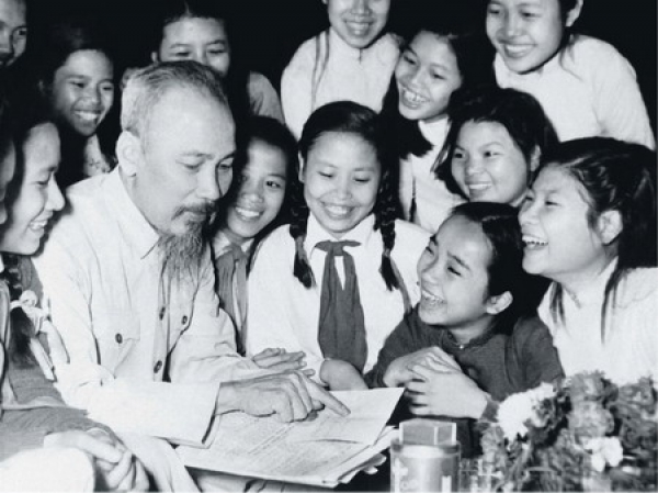 Triết lý giáo dục Hồ Chí Minh
