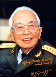 Sống mãi một thiên tài quân sự, một anh hùng dân tộc, một nhân cách cộng sản lớn lao